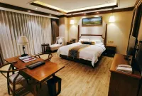 Yajiang Jinzang Hotel
