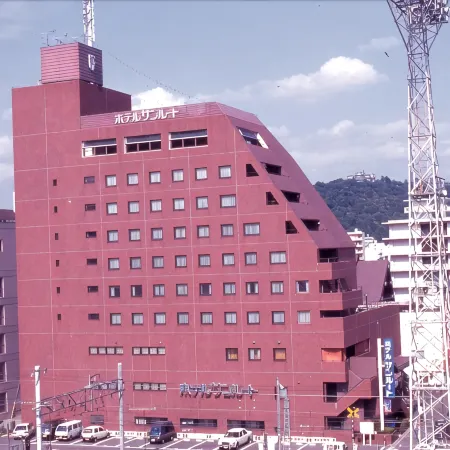 HOTEL AISUL MATSUYAMA Отели рядом с достопримечательностью «Канатная дорога Матсуямаджо»