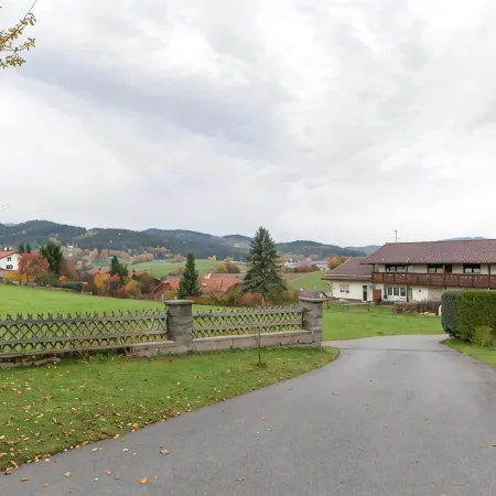Cozy Apartment in Ruhmannsfelden with Swimming Pool Отели в г. Акслах