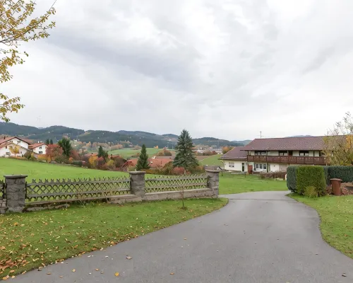 Cozy Apartment in Ruhmannsfelden with Swimming Pool Hotéis em Achslach