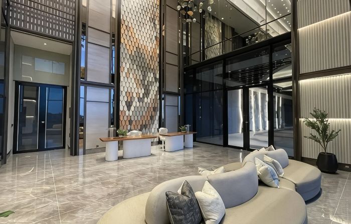 Eksklusif Studio Bella Tower Pakuwon City by ERELYN
