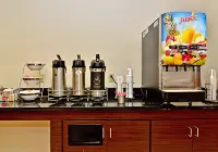 Sleep Inn & Suites Fort Campbell - breakfast