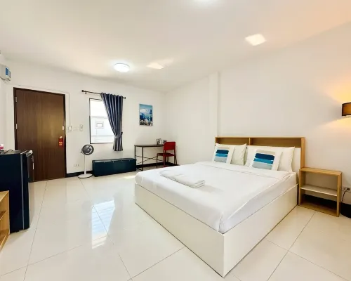 102 living house Hotels in Yasothon