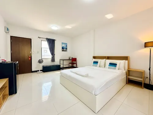 102 living house