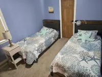 Spectacular Lake Front Home on Beautiful Higgins Lake with Amazing Sunset Views - Parvekkeita