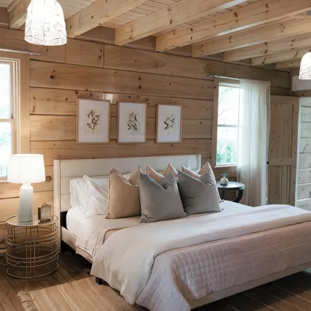 Hilltop Cabin on Center Hill Lake