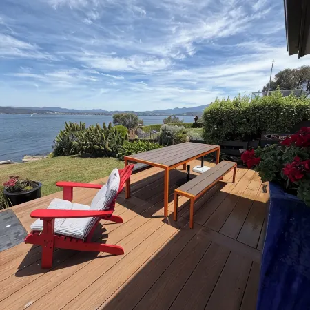 Total Beachfront, free bottle sparkling wine
