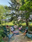 Step Inside a Magazine! Upscale Farmhouse on 3 acres. Hot Tub,Bocce Ball,Gardens