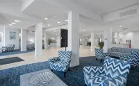Two bedroom condo on Siesta Key with 2 pools, marina, tennis courts & more!
