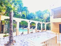 VIP - "Villa Infinito"Bani's Beachside Mansion! - piscine