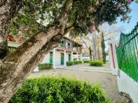 Heba Guest Lodge Hotels in Uitenhage