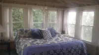 Madeline Island Cottage -Just Steps of Lake Superior with Sweeping Views. - 3-Sterne