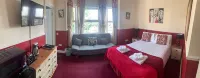 All Seasons Guest House - Homestays