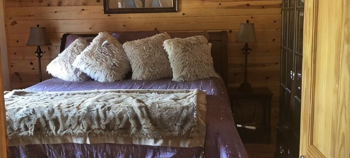 Secluded and remote cabin on the White River Hotels in Бекстер