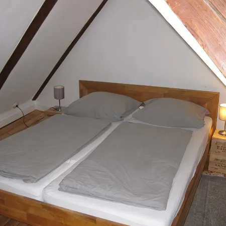 Studio with panoramic view, centrally located in d. Old town, quiet location with WLAN