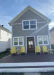 1 block to lake, 2 blocks-Surf Ballroom, & 3 blocks-City Park-Perfect posh stay!