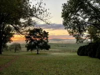 Bloomingdale Honeymoon Cabin Vintage Retreat with Mountain Views