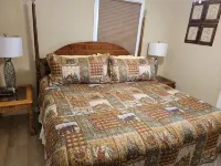 We Invite You & Your Family to Spend Your Vacation at Our 5 Bdrm Lakefront Home.