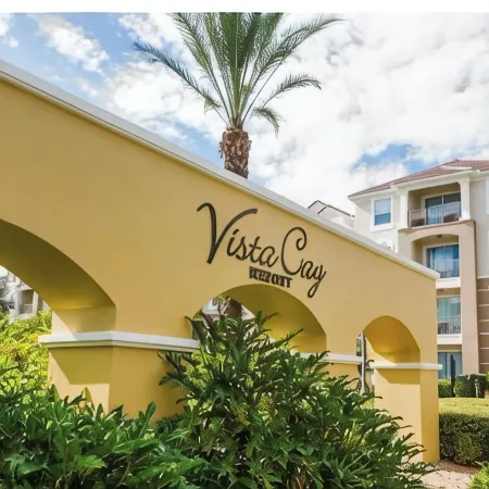 Luxury Villa, Sleeps 8, Steps to Epic Universe, Pool+Resort