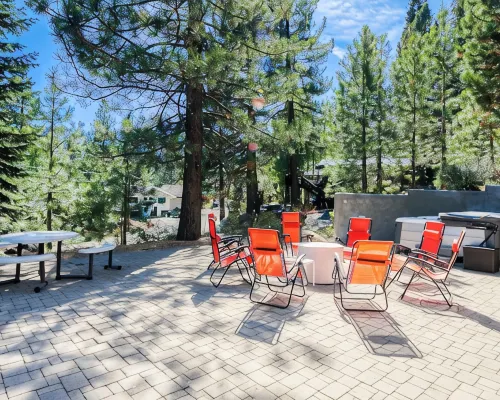 Lake Tahoe’s Ultimate Family & Friends Retreat Hotels in Olympic Valley