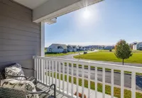 Relax in Style, Golf course Community Townhouse - 3440 - Homestays
