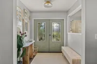 Private Backyard w/ Heated Pool Near Anna Maria Island & Siesta Key Beaches!