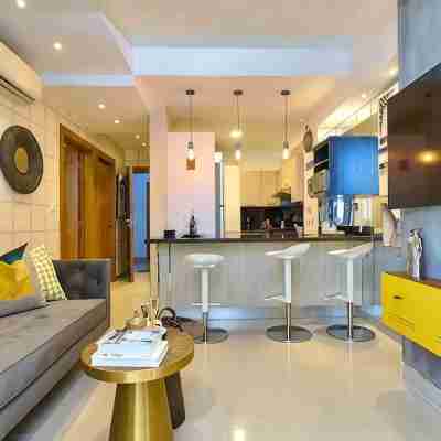In The City Center Modern Apartment! Pool&Gym Others