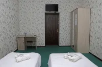 Chinor Garden Hotel - Free Airport Pick-up and Drop-Off