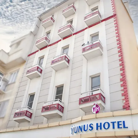 Yunus Hotel