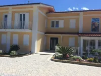 Residenza Delle Grazie Hotele w: Offida