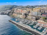 Stunning 3 Bedroom Apartment in Radazul with Ocean Views