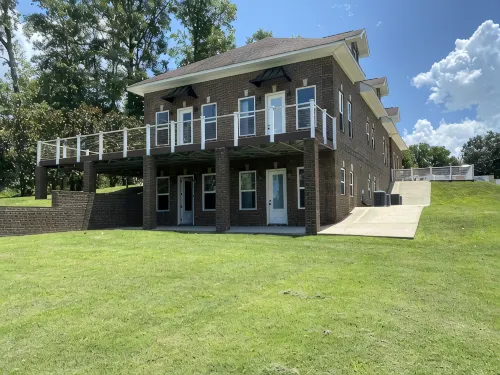 Lakeview Retreat: Dock, Boat Slip, Spacious for multi-family
