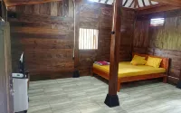 Angler Homestay & Joglo - balcony