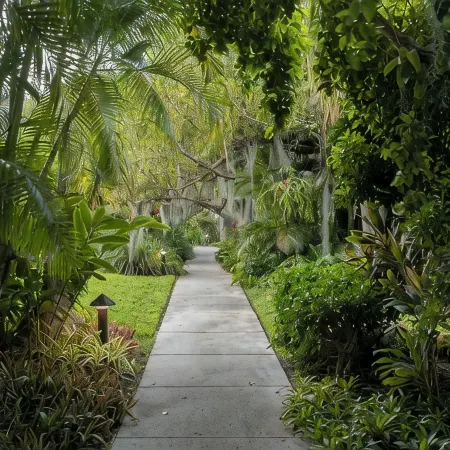 Panoramic 3BR/3BA Condo - Direct Beach Ocean Front
