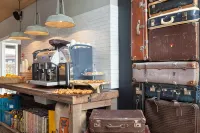 Van Heeckeren Hotel - breakfast