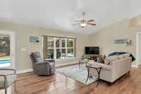 🍹🌞 Paradise Oasis! Beautiful Heated Pool, Pet Friendly, Wi-Fi, Near Beaches! - Pools