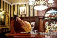 Rushotel - bar