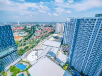Warm 3BR Direct Access To Mall La Riz Supermall Mansion Apartment By Travelio