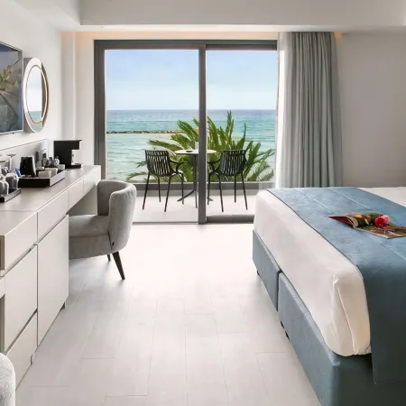 Mercure Larnaca Beach Resort