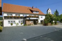 Landgasthof Linde - Restaurant Beliebt Bei Einheimischen Hotels in 