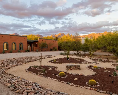 Mtn views, pool, hot tub, fire pit / 2 King suites / game room / modern & luxe Hotels in Tanque Verde