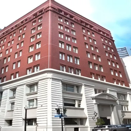International House Hotel