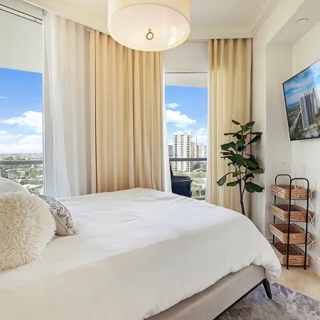 Ritz Carlton 3 bedroom Condo