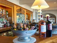 Somerville Hotel - bar
