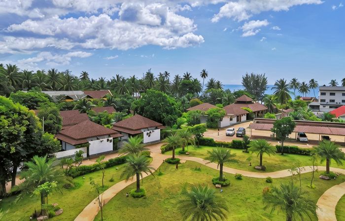 Nana Beach Hotel & Resort