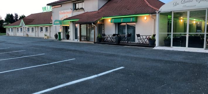 Villa Motel Hotele w: Meuse