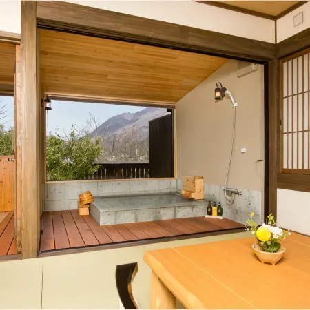 Yufuin Onsen Toshoan