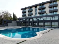 Le Pave Residences - Pools