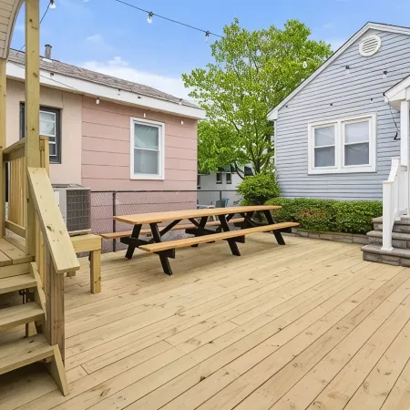 Seaside Heights Cottage-Front, 2 Bedrooms, 1 Bath, Sleeps 4