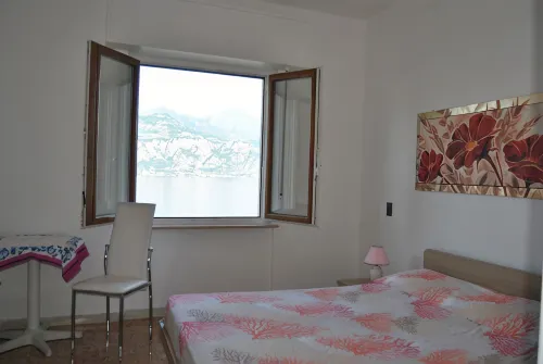 Romantic Apartment with a Wonderful Lake view—GREAT Price in SEPTEMBER—parking Space Included - Apartments